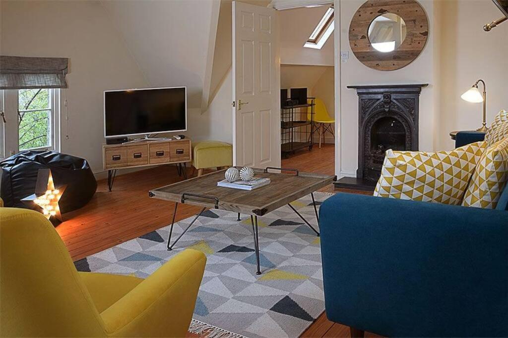 Unique 3 B'room House + Free Parking /city Centre Apartment Nottingham